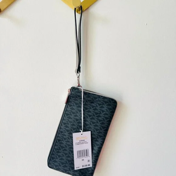 Michael Kors Bedford Large Double Zip Wristlet NWT - Picture 3 of 7